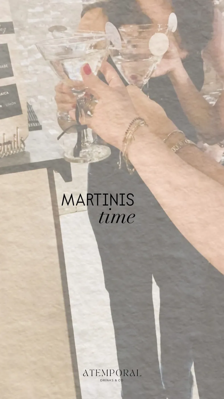 Brindis con martinis